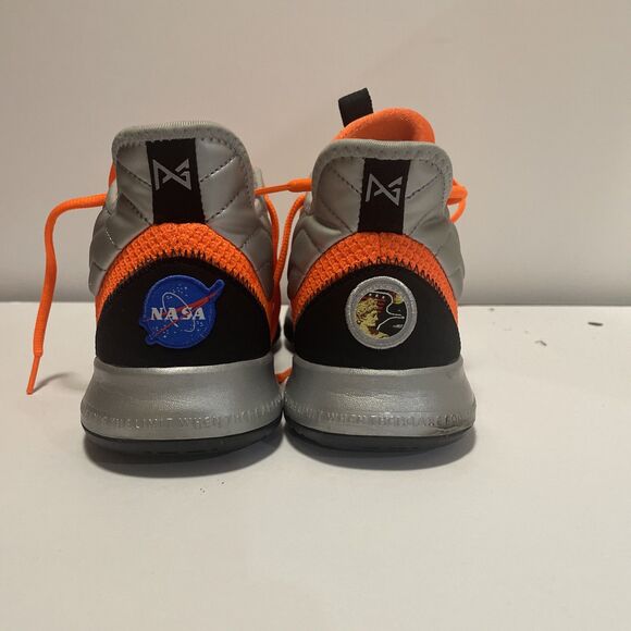Nike PG3 NASA Basketball Shoes Men’s Size 8.5 Orange/Metallic Silver No Box